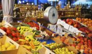 Δημοσιεύθηκε η υπουργική απόφαση για τον διαχωρισμό των επαγγελματικών κατηγοριών στις λαϊκές αγορές της Αττικής